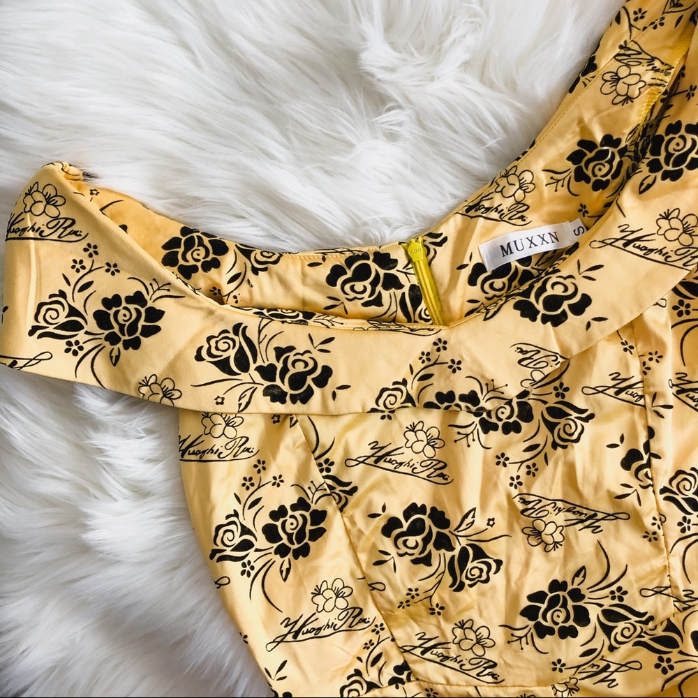Yellow pinup dress
